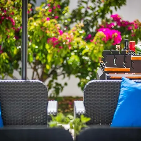 Playa De Fanabe Sleeps 8 With Pool Air Con And Wifi ヴィラ *