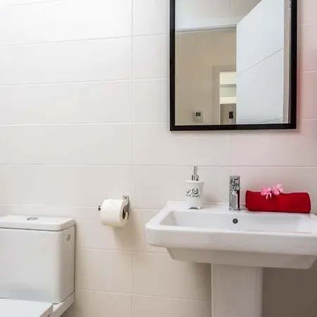 Playa De Fanabe Sleeps 8 With Pool Air Con And Wifi ヴィラ
