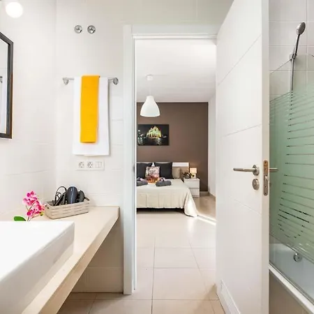 Playa De Fanabe Sleeps 8 With Pool Air Con And Wifi * アデヘ